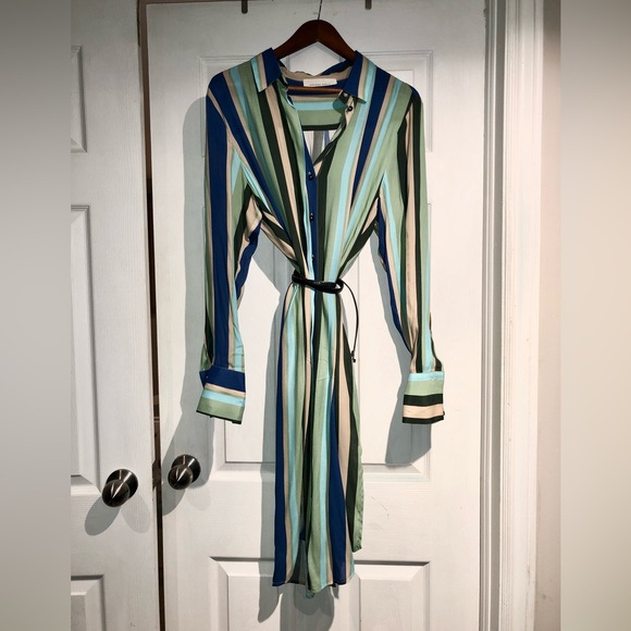 Italian-made Shirt Dress - Picture 2 of 4